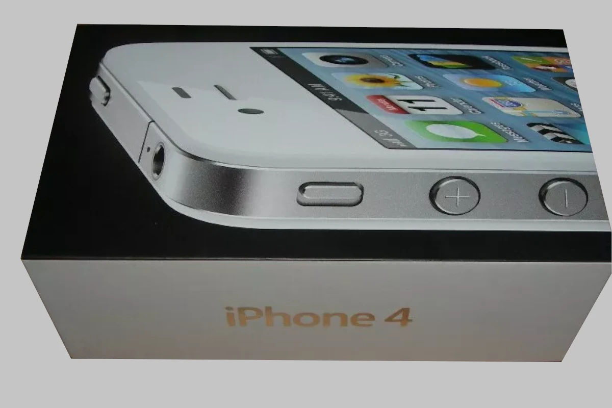 iPhone 4 Retail Box