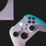 white xbox one game controller